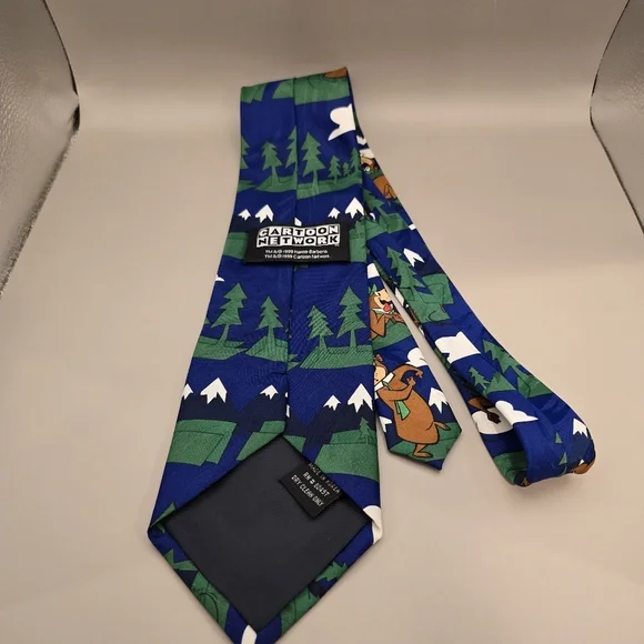 Vintage 1999 Cartoon Network Hanna Barbera Yogi Bear Necktie Polyester. - Picture 3 of 5